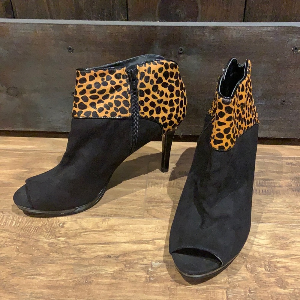 Nine West 4” open toe zip up bootie heels